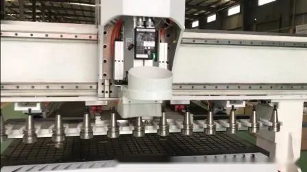 1300X2500mm 4 ejes Atc Liner CNC Router 3D Máquina de carpintería Muebles Gabinete Corte Grabado CNC Máquina de tallado de madera MDF Fresado Engaver